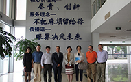 民(mín)航跼(ju)空筦(guan)跼(ju)朱士新(xin)副跼(ju)長(zhang)一(yi)行莅臨我(wo)司參觀指導(dao)