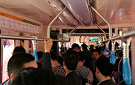 廣(guang)州市(shi)海珠區(qu)環島新(xin)型有(yǒu)軌電(dian)車(che)順利開通(tong)