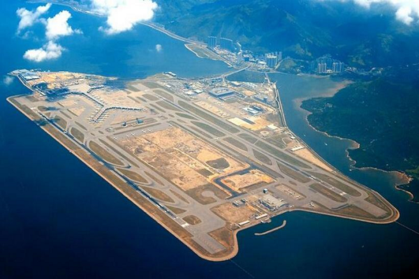 喜報|香港機(jī)場(chang)UASDIS(反無人(ren)機(jī)係(xi)統)項(xiang)目(mu)順利簽約